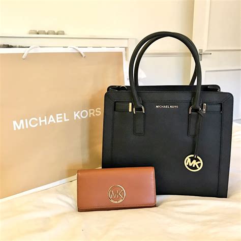 michael kors bags australia online|Michael Kors Australia website.